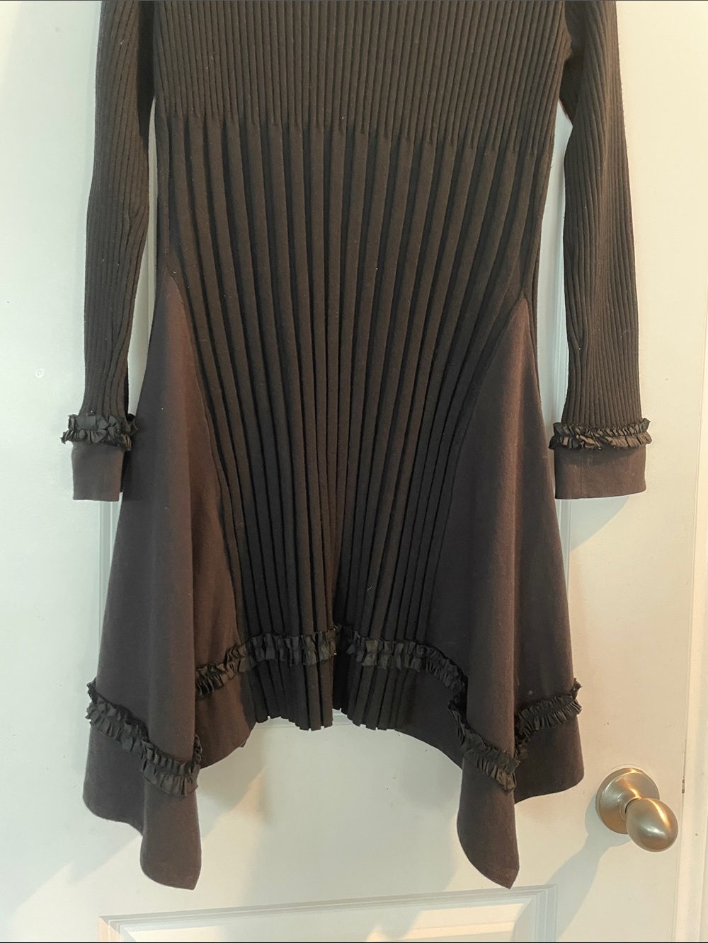 Per una Black Ribbed Knit DusterVest Size12 Whimsigoth Goth Ruffled Asymmetrical - Picture 4 of 13